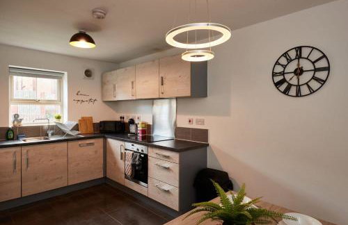 Spacious Home For Contractors,Families,Groups, Sleeps 10, Free Parking - Foto 7