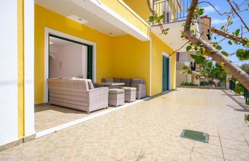 Niko's Central Skala Apartments - Foto 8