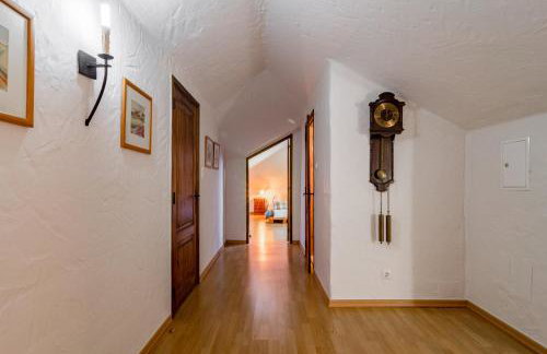 Casa com Piscina Privada em Palmela - Jardim & Estacionamento - Foto 11