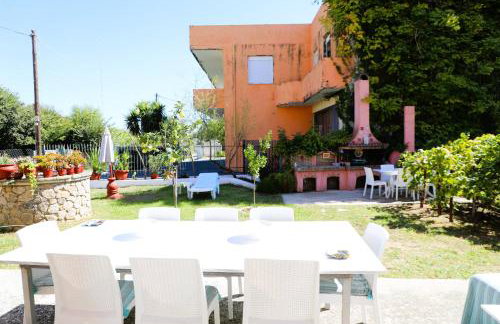 Private Villa AKOBARA, 2km from city center - Foto 25