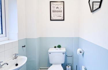 Lokfu Garden By Furnished Accommodation 3 Bedroom House Free Parking Perfect For Contractors and Families - Foto 9