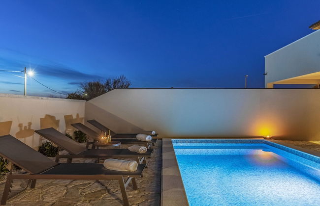 Family Villa With Pool, Wellness - Foto 19