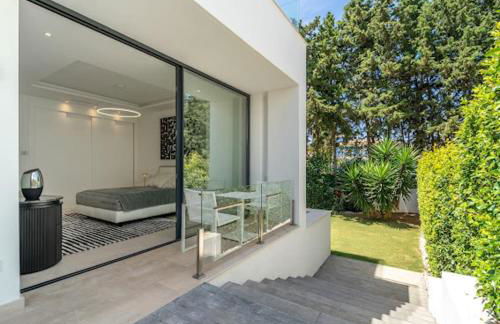 Brand New 7B Villa Zelda Beachside New Golden Mile - Photo 46