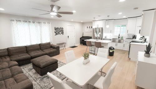 8354 Adam Unit A 2b 1b by sdstay - Foto 3