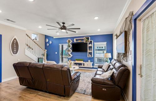 Caza Azul Luxury 4BR Getaway, Gated Community, Canal Views & Lift - Foto 10