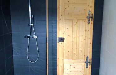 Liebevoll sanierte Altbauwohnung - Foto 9