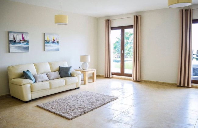 Modern Two Bedroom Villa With Indoor Pool & Spa - Foto 6