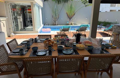 Casa de Luxo com Enxoval Completo, 4 Quartos, Área Gourmet, Piscina, Academia, Quadra Particular, Lago e Vista Privilegiada - Photo 19