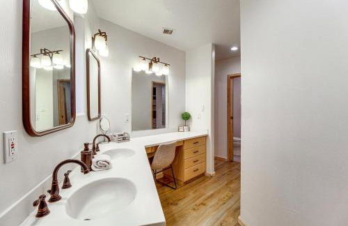 Hot Tub Ponderosa Paradise Overgaard Cabin - Foto 18