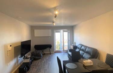 Cosy room near all amenities with free parking and WiFi - Photo 9