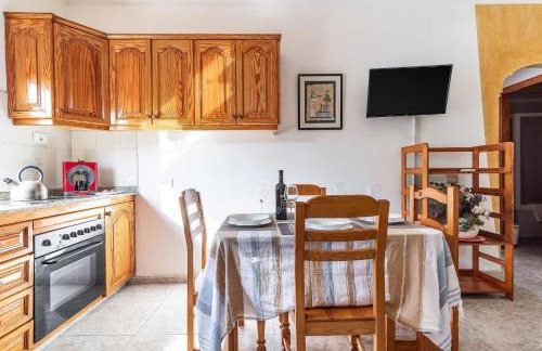 Apartment 3 bedrooms familieshi king routes WiFi - Foto 9