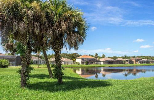 South Facing Pool with Lake View - Ideal for Families & Couples - Foto 36