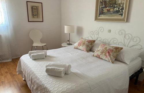 Apartment in Maslinica 70m from the sea - Photo 12