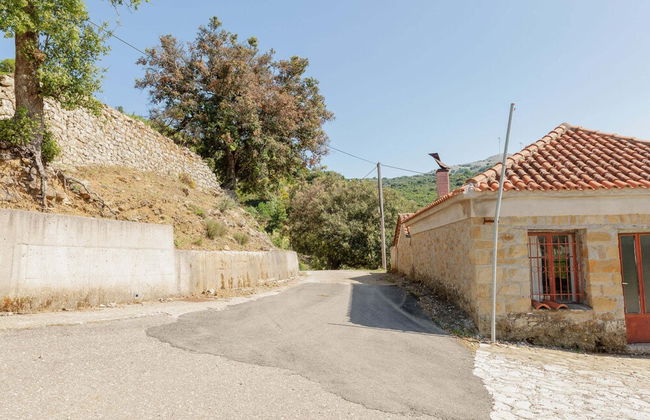 Secluded Holiday Home in Kalavrouza With Mountain Views,bbq - Foto 22