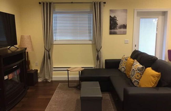 Arbutus Rose House by Elevate Rooms - Photo 14