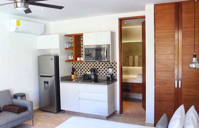 Central Park E102H - Photo 11