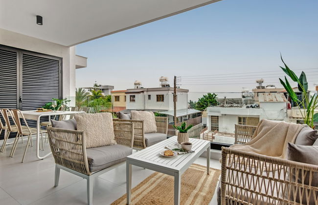 Sanders Only - Lovely 1-bdr Apt With two Balconies - Foto 1