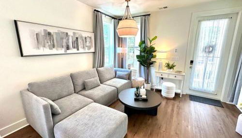 Cute and Cozy Comfy Birds Junior Cottage - 1 mile to Dwntn Ocean Springs, near Beach with Golf Cart - Foto 2