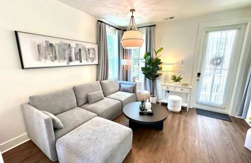 Cute and Cozy Comfy Birds Junior Cottage - 1 mile to Dwntn Ocean Springs, near Beach with Golf Cart - Foto 2