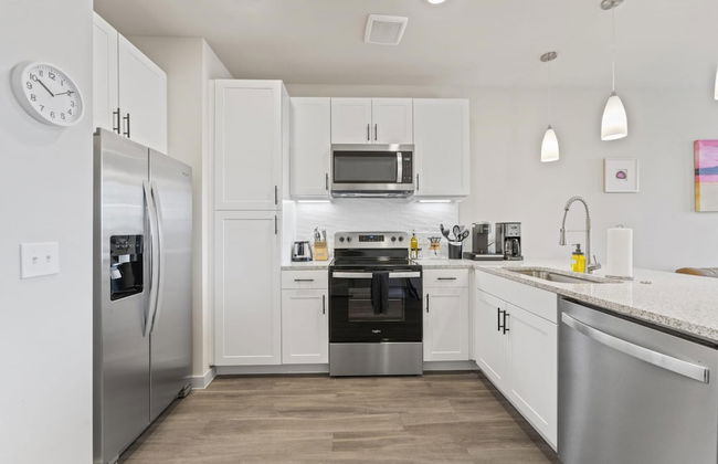 Prime Soco Airy 1BR King Suite w Pool Parking - Foto 13