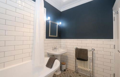 Charming two bedroom, two bathroom detached cottage - Foto 14