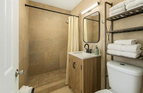 Central Miami Oasis, Near Brickell, Grove & Little Havana - Photo 7