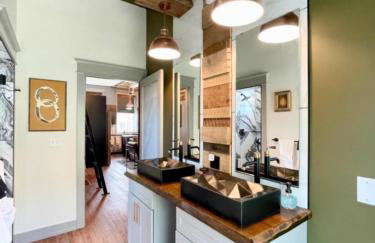 Historical Boiler Maker Turns Vacation Destination - Foto 29