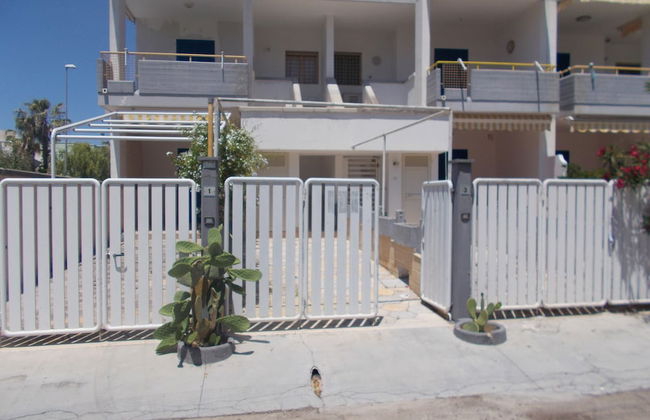 Comfortable Apartment Near the Beach - Photo 17