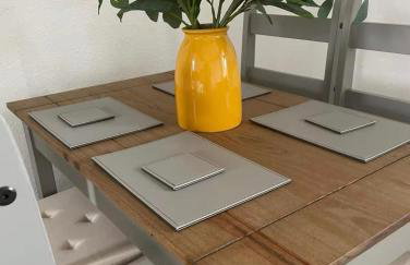 2 Bed Apartment Near Yeovil Hospital & Leonardo - Foto 6