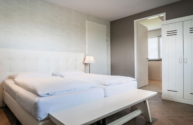 Nice Bungalow With Dishwasher in a Holiday Park 1.2 km. From the sea on Texel - Foto 5