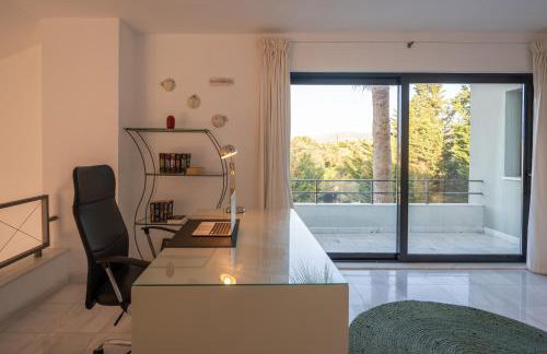 Gregorys Private Luxury Villa with Heated Pool & Gardens - Foto 37