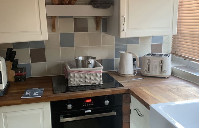 Stunning 1-bed Cottage in Halifax - Foto 7