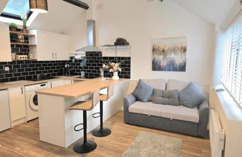 The Mews, Whetstone - Photo 4