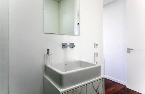 LovelyStay - Luxury 2BR Duplex Apartment in Foz Porto - Foto 34