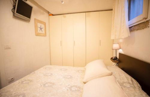 PORTO ROTONDO SPLENDIDO APPARTAMENTO CON GIARDINO VISTA MARE - Foto 26