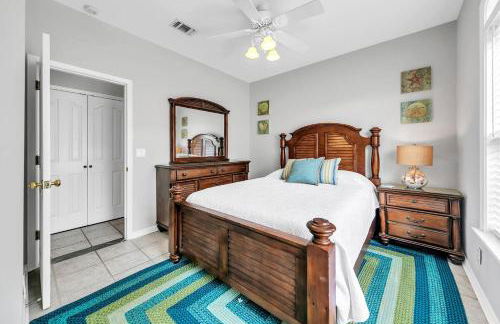 The Spyglass a 5 bed 3 bath house that sleeps 14 and just 67 steps from the beach - Foto 40