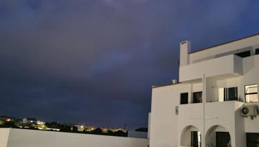 Bella Sunset Holidays - 3 min da Praia da Mareta - Foto 5