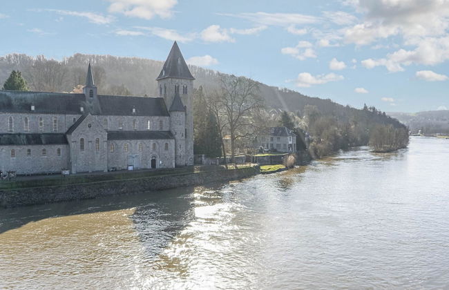 Cosy Holiday Home in Hastiere With a Terrace - Foto 31