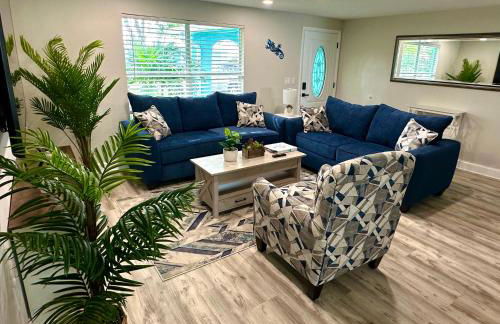 NEW Renovated luxury home with private heated pool, game room Near Anna Maria Island and IMG - Photo 29