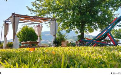 MANSARDA VITI - Sguardo su Frontone - - Foto 7