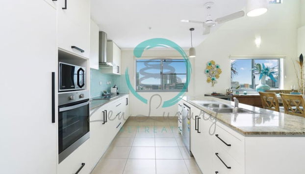 Pinnacle Penthouse Escape Panoramic Views Pool - Foto 5, Habitación