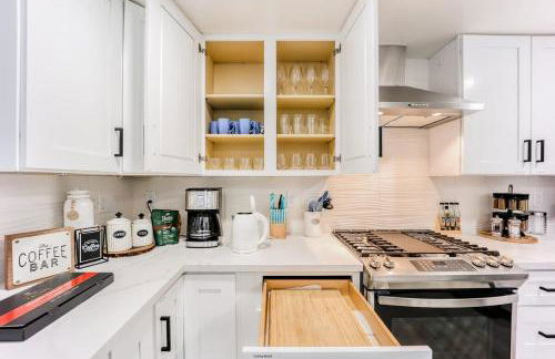 Luxury Family Home w AC and Patio near Meta and Stanford - Foto 10