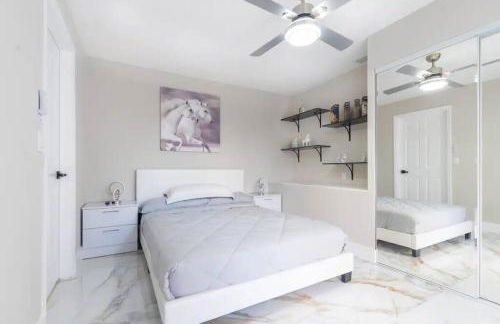 Modern Lakefront Home - Foto 5