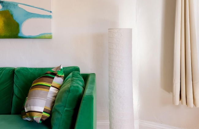 Downton Annie Apartment Four 2 BD 1BA Parking - Foto 12