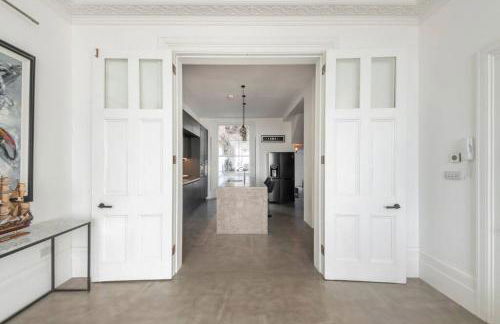 3 Bedroom, 3 bathroom large flat with sea views! - Foto 33