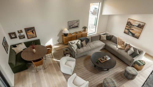 New Luxury Free Standing 4BR 4 and a halfBA Home Obsidian Reserve #146 Priv Hot Tub, 2-Car Garage Great Views - Foto 2