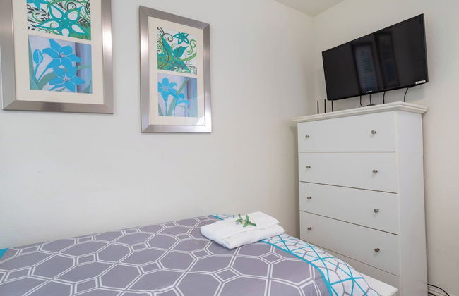 Beautiful Townhome With Hot Tub 13 - Photo 7