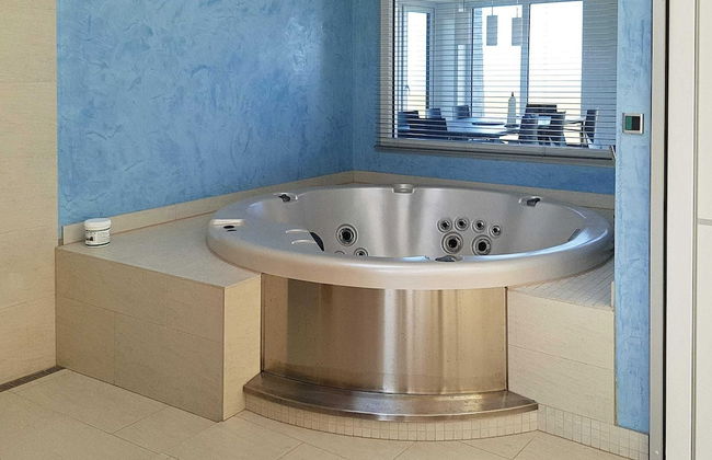 8 Person Holiday Home in Kalundborg - Photo 13