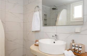 Miles Away Luxury Apartments - Foto 18