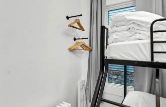 Centrally Located Modern Apartment - Foto 34